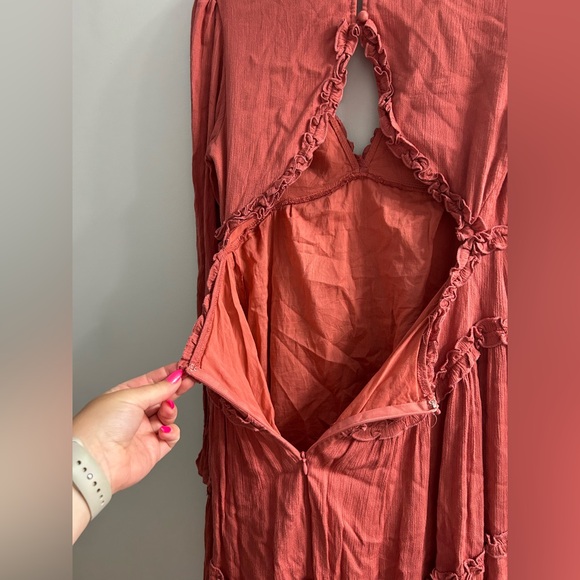 By together ruffle tiered open back dress - Picture 7 of 9